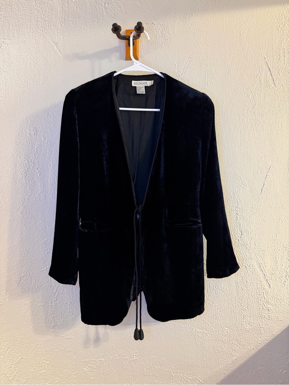 Ann Taylor Black Velvet Open Drawstring Blazer